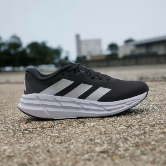NIB $130 Adidas Men 11.5 Adistar 3 Running Shoes Athletic Training Sneakers - Picture 2 of 12